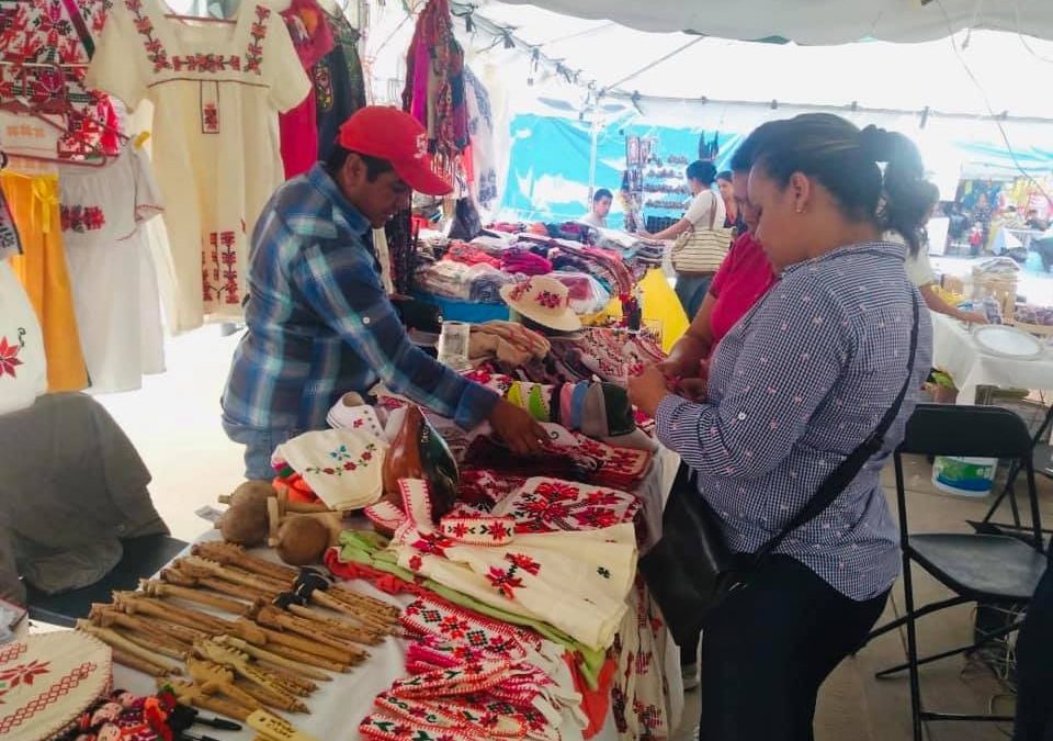 Promueven venta de artículos Tének a nivel mundial