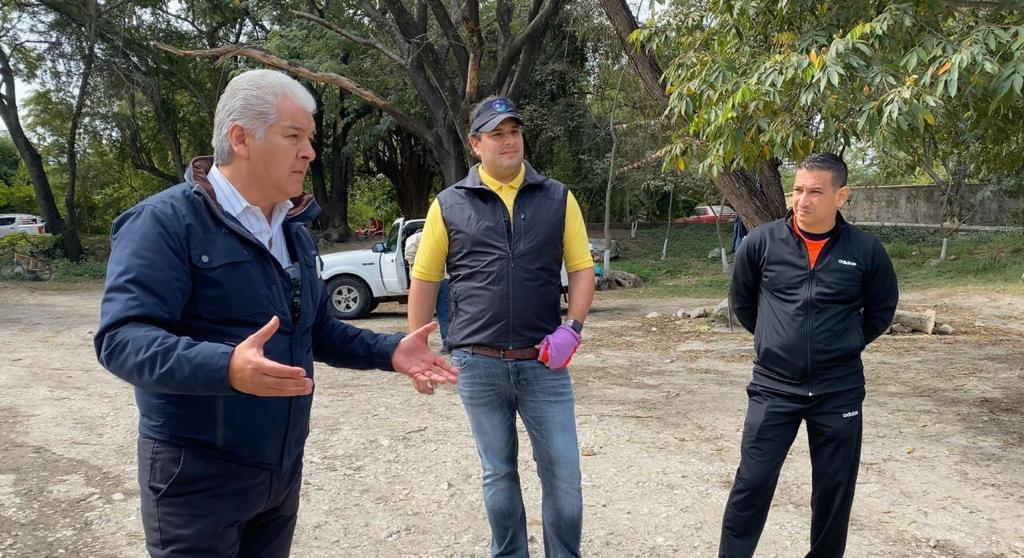 Presenta AEC opciones para reubicar a lavadores de coches del río Valles