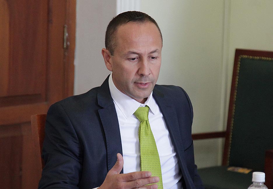 AYUNTAMIENTOS SIN POLICÍAS MUNICIPALES NI ARMAMENTO, UN EJEMPLO DE QUE HA FRACASADO EL ESTADO EN OTORGAR SEGURIDAD A LOS CIUDADANOS: DIPUTADO EDGARDO HERNÁNDEZ.