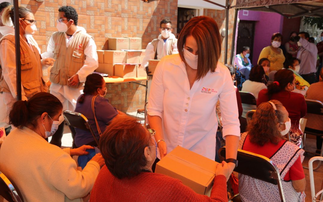 DIF ESTATAL CONTINÚA TRABAJANDO EN BENEFICIO DE LAS FAMILIAS POTOSINAS.