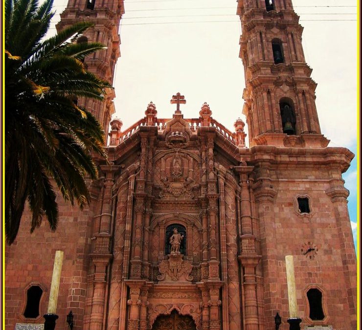 RECORRIDO VIRTUAL POR EL SANTUARIO BASÍLICA DE NUESTRA SEÑORA DE GUADALUPE.