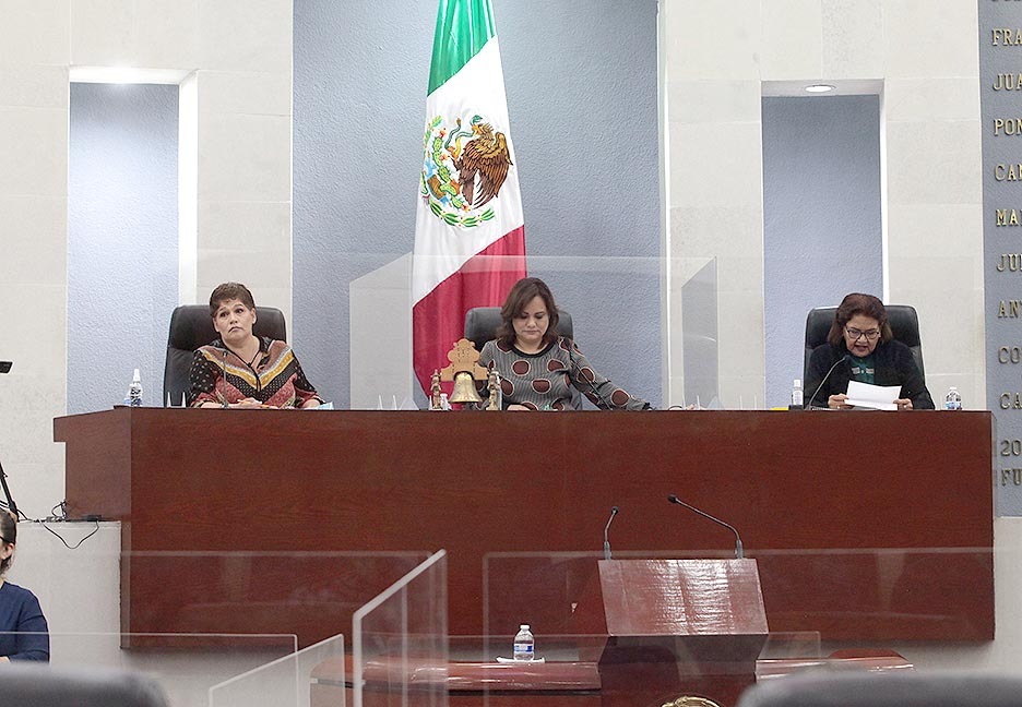 POSIBLES LICENCIAS DE DIPUTADOS NO DEBERÁN AFECTAR EL TRABAJO, SI LOS SUPLENTES EMPIEZAN A EMPAPARSE DE LOS TEMAS LEGISLATIVOS: DIP. VIANEY MONTES COLUNGA.