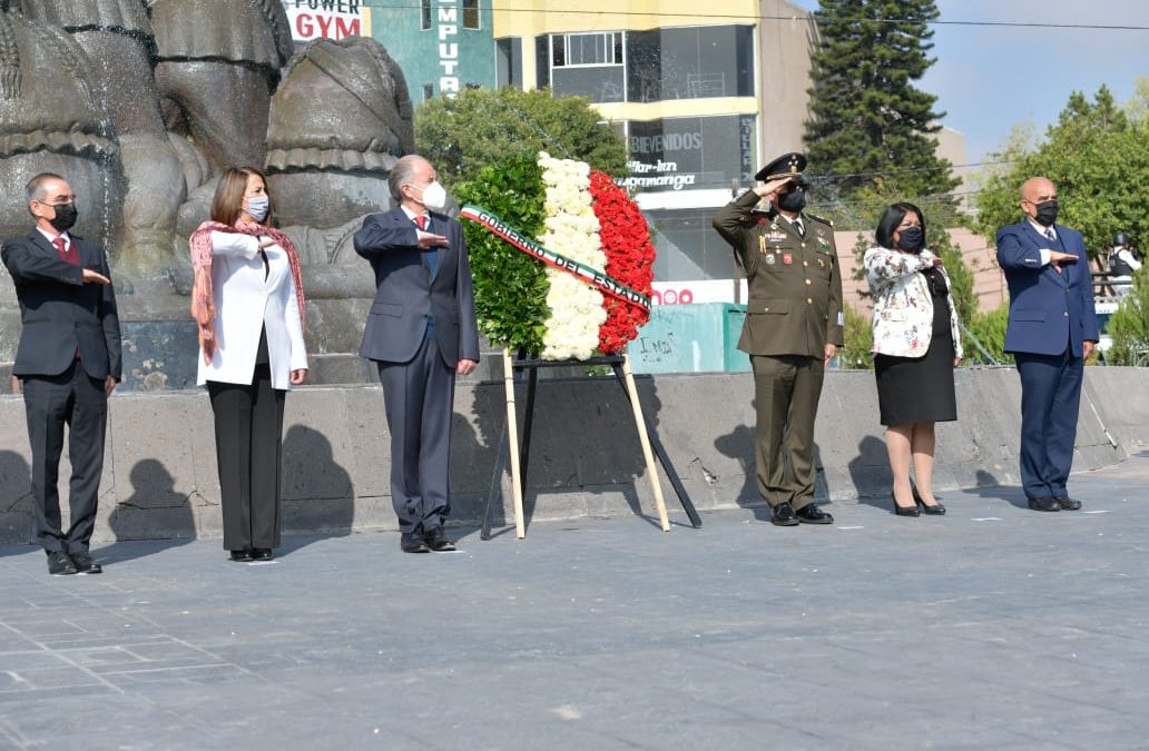 REALIZA JUAN MANUEL CARRERAS GUARDIA DE HONOR EN EL MONUMENTO A LA REVOLUCIÓN MEXICANA.