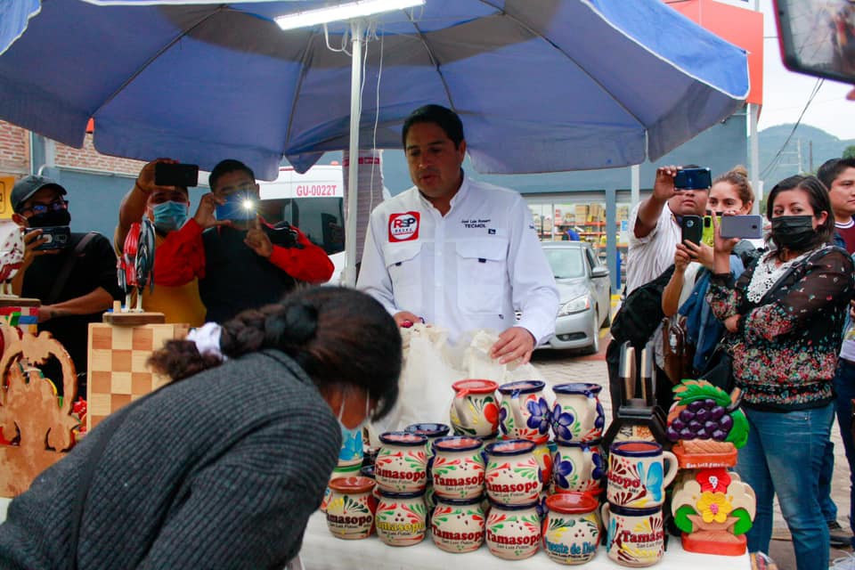 Romero Calzada está #ActivindoElBi$ne con gran éxito en Tamasopo