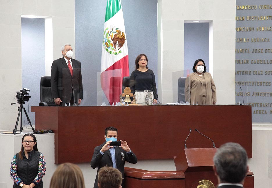 A TRES AÑOS DEL TRIUNFO DEL PRESIDENTE DE LA REPÚBLICA, HAY AVANCES Y RETOS EN EL PAÍS: DIPUTADOS DEL PAN, PRI Y MORENA