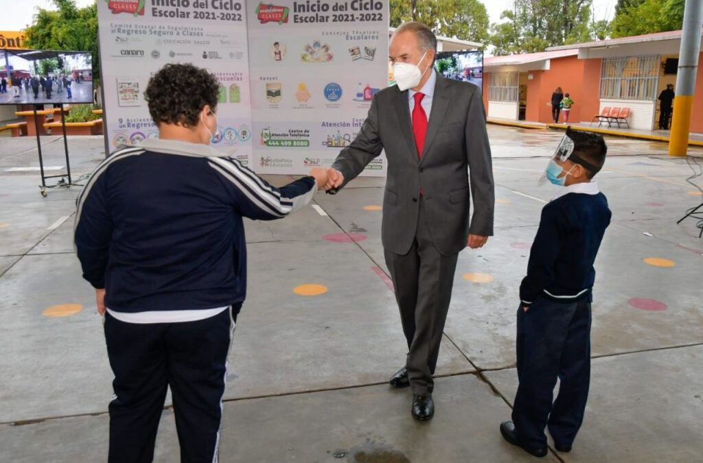 JM CARRERAS ASISTE AL ARRANQUE DEL CICLO ESCOLAR 2021-2022