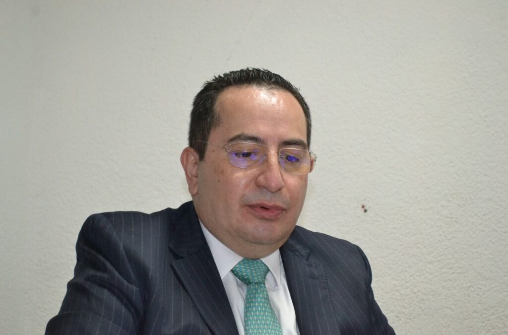 POR SEMÁFORO NARANJA, ENTRE EL 30 Y EL 50% DEL PERSONAL ESTATAL EN OFICINAS: OFICIAL MAYOR
