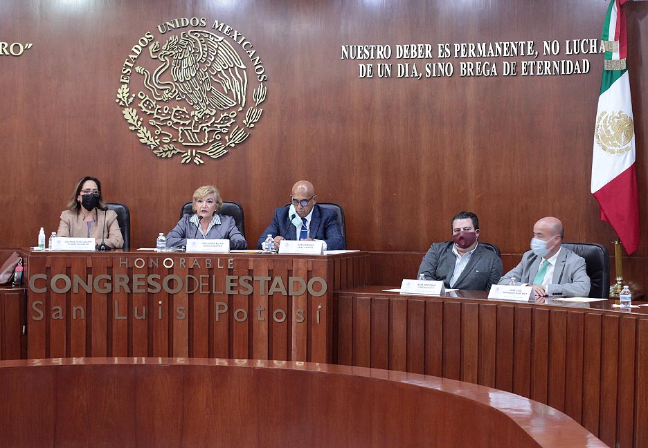 LA COMISIÓN DEL AGUA TRABAJARÁ PARA LOGRAR QUE LOS ORGANISMOS PRESENTEN UN SERVICIO EFICIENTE Y CON TARIFAS EQUILIBRADAS: DIP. DOLORES ELIZA GARCÍA