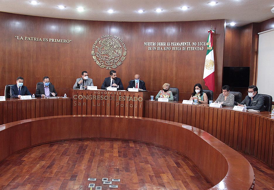 LA SEGURIDAD PÚBLICA DE LOS POTOSINOS DEBE SER UNA PRIORIDAD EN LOS TRES ÓRDENES DE GOBIERNO, SEÑALA EL DIP. RUBÉN GUAJARDO BARRERA AL INSTALAR LA COMISIÓN DE SEGURIDAD PÚBLICA