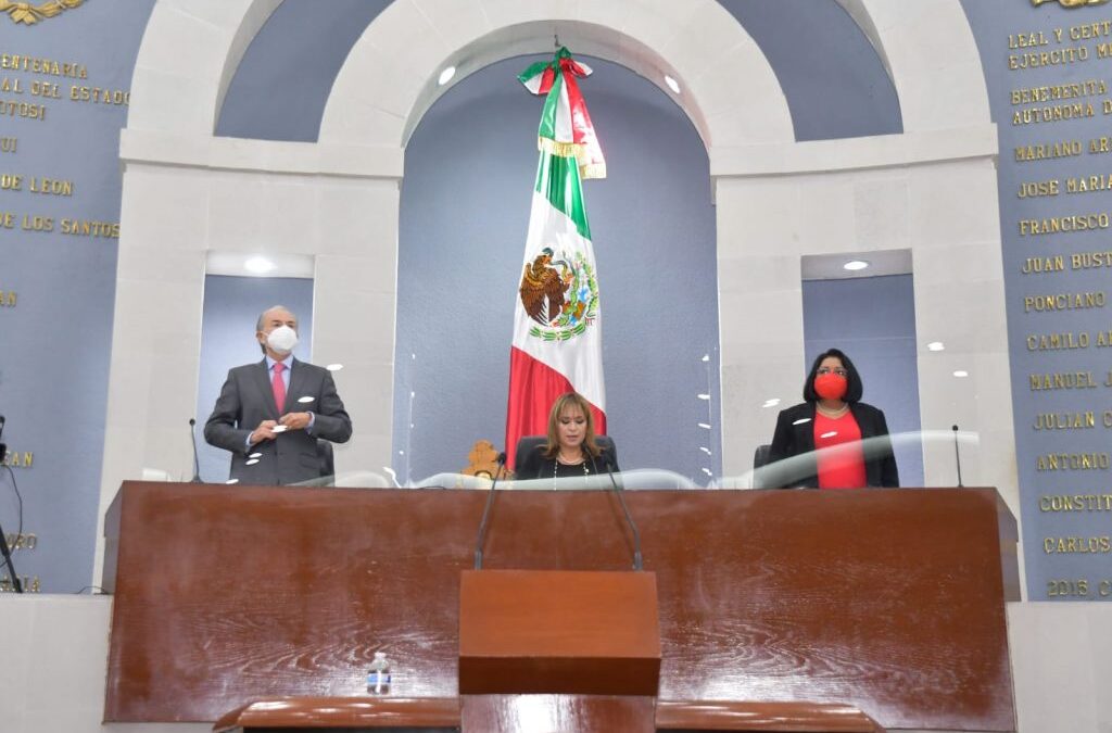 ACUDE GOBERNADOR JM CARRERAS A PRIMERA SESIÓN SOLEMENTE DE LA LXIII LEGISLATURA