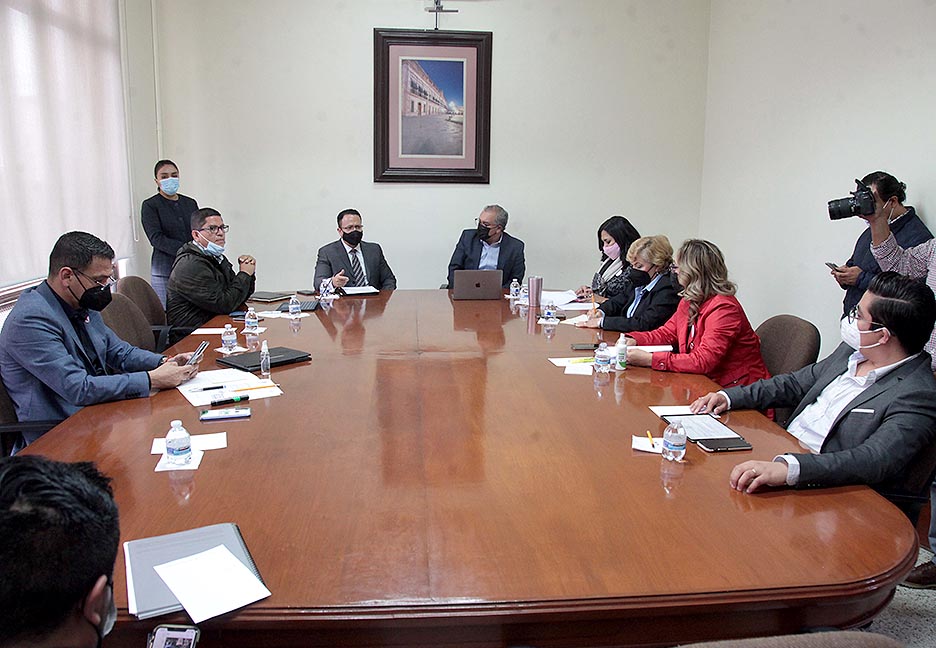 SECRETARÍA DE FINANZAS ENTREGARÁ A LA COMISIÓN DE HACIENDA DEL ESTADO, UN INFORME DEL IMPACTO PRESUPUESTAL DE LA INICIATIVA QUE PROPONE LA GRATUIDAD DE PLACAS VEHICULARES