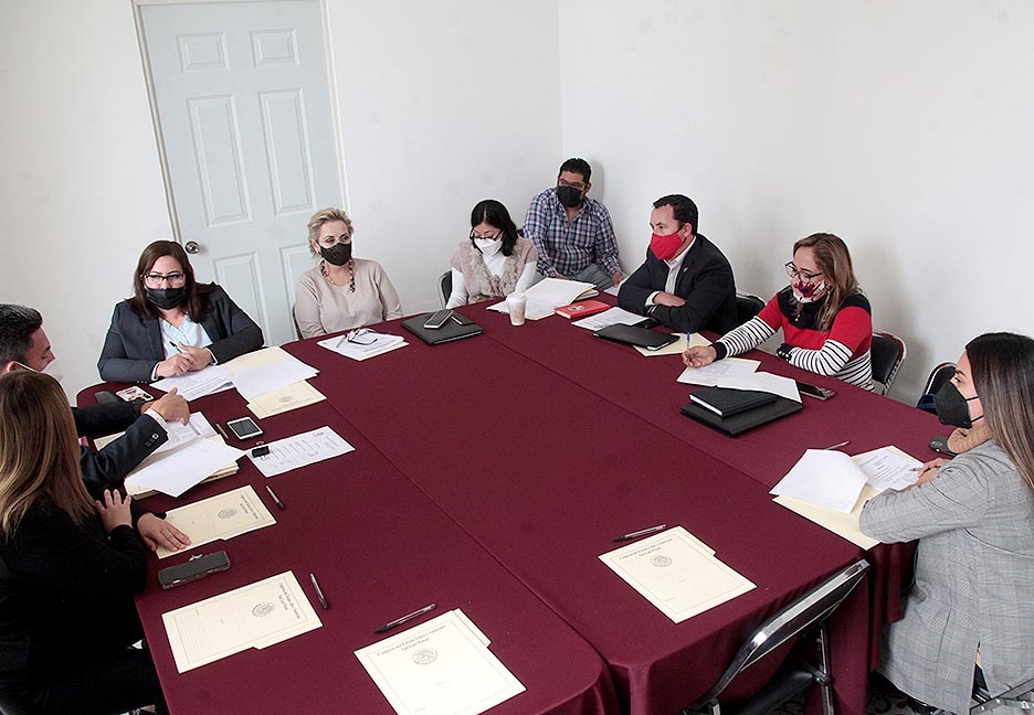 LA COMISIÓN DE VIGILANCIA DESAHOGÓ EL INFORME SOBRE LOS ASUNTOS PENDIENTES, DERIVADO DEL PROCESO DE ENTREGA-RECEPCIÓN POR CAMBIO DE LEGISLATURA
