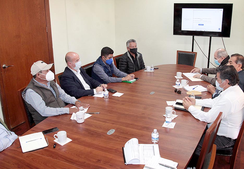 BUSCAN APOYO DE CONAZA Y SADER PARA FORTALECER AL SECTOR AGROPECUARIO