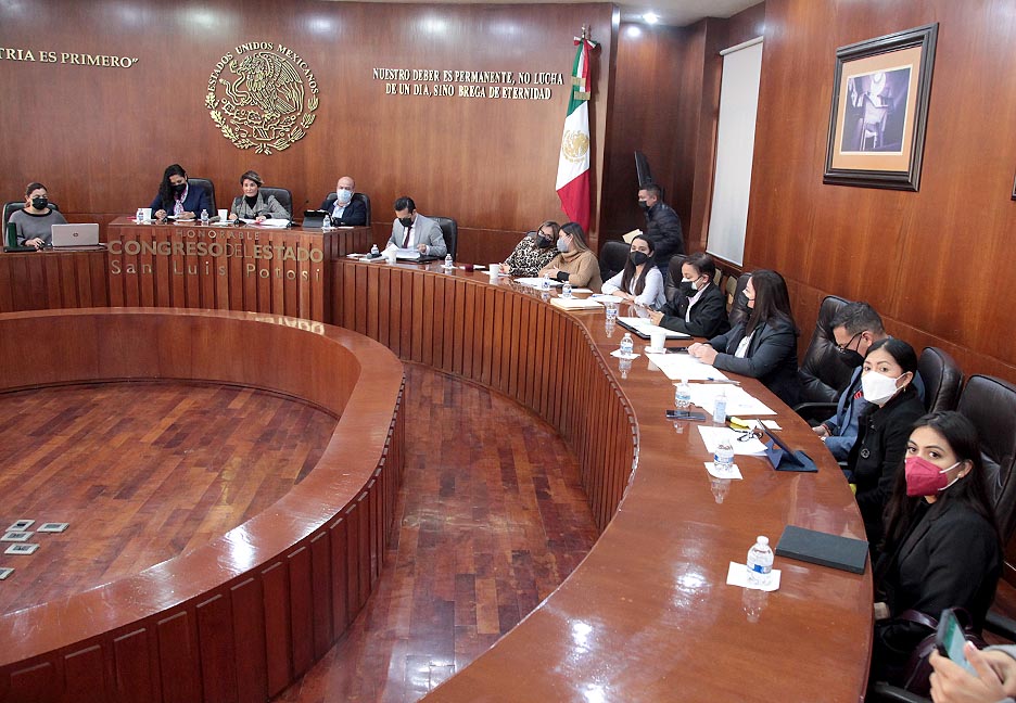 SE INICIA EL ANÁLISIS DE LA INICIATIVA PARA CREAR EL PROTOCOLO PARA PREVENIR Y ERRADICAR LA VIOLENCIA POR RAZÓN DE GÉNERO AL INTERIOR DEL CONGRESO DEL ESTADO