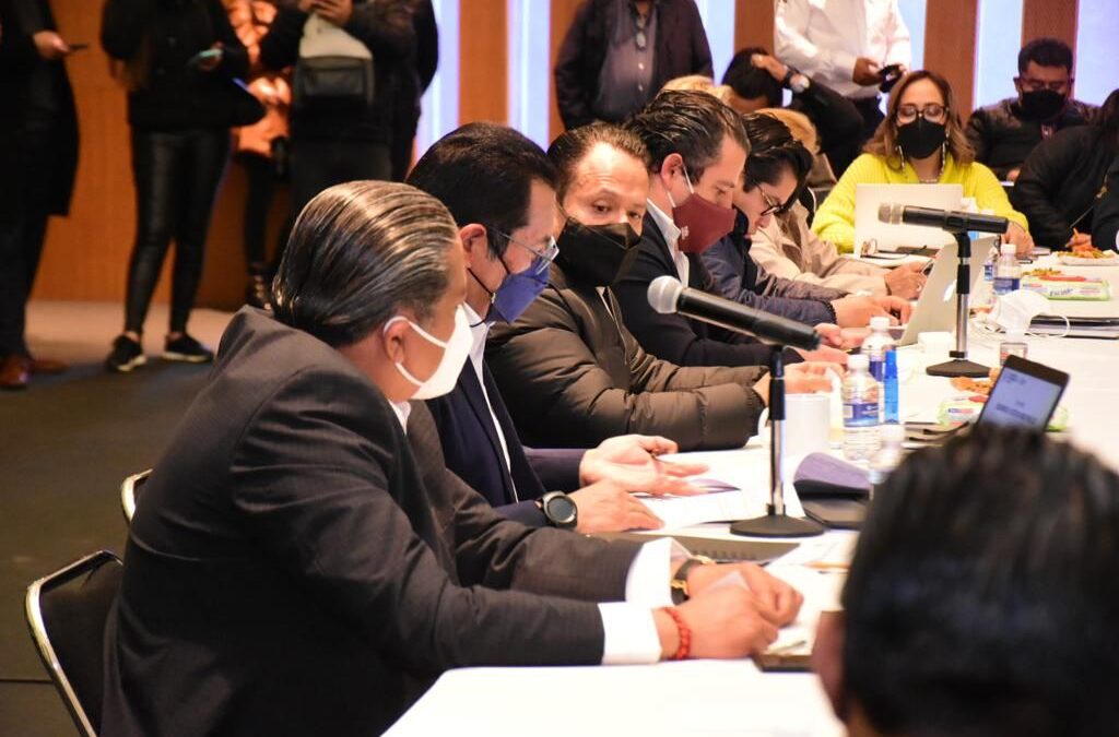 EJECUTIVO Y LEGISLATIVO ANALIZAN PROPUESTAS DE SEGURIDAD Y JUSTICIA  DEL PED