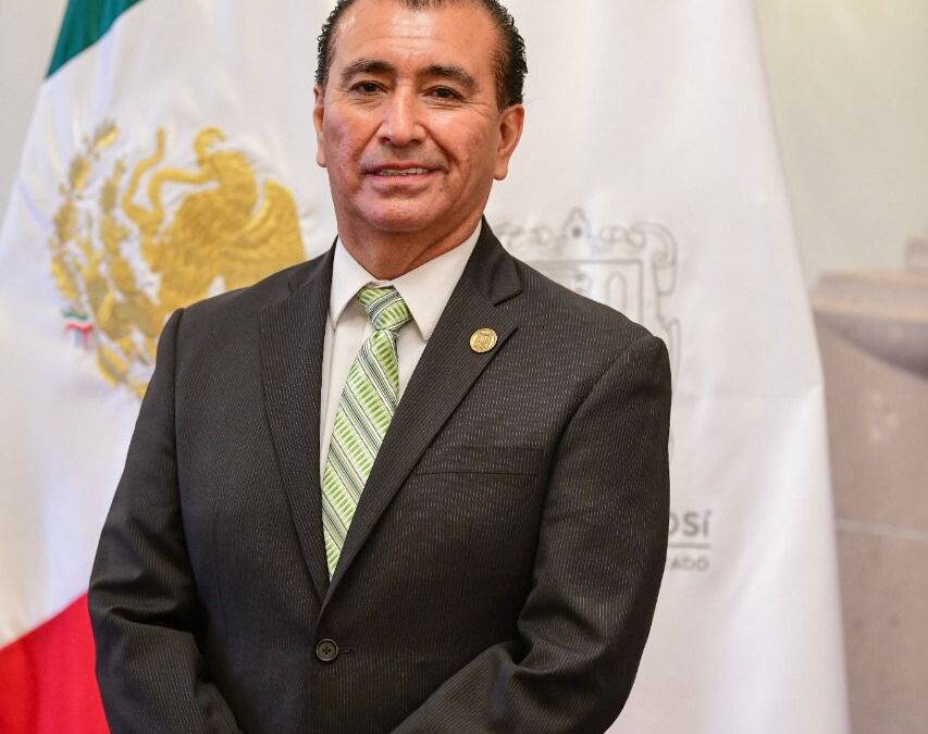 GOBIERNO COMPROMETIDO EN FORTALECER LA EDUCACIÓN EN EL ESTADO