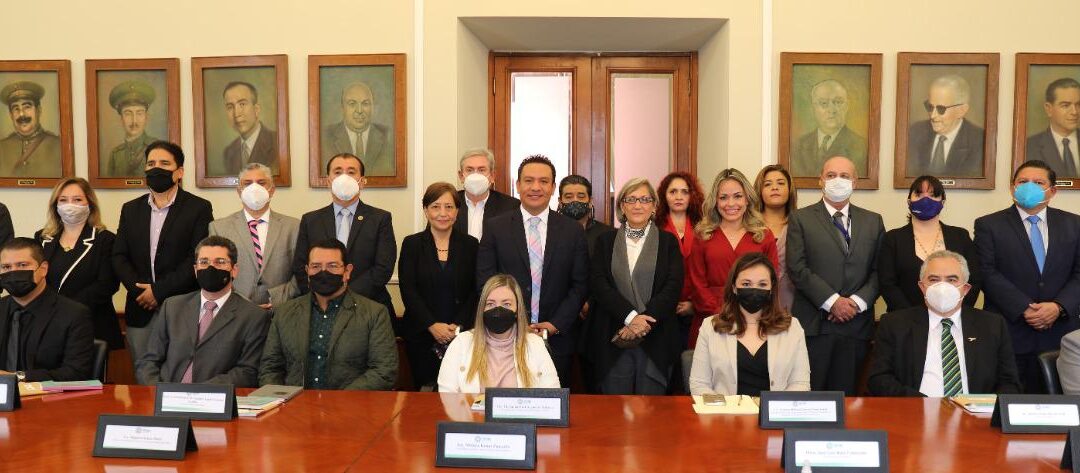 SLP INSTALA GRUPO ESTATAL PARA PREVENIR EMBARAZOS EN ADOLESCENTES