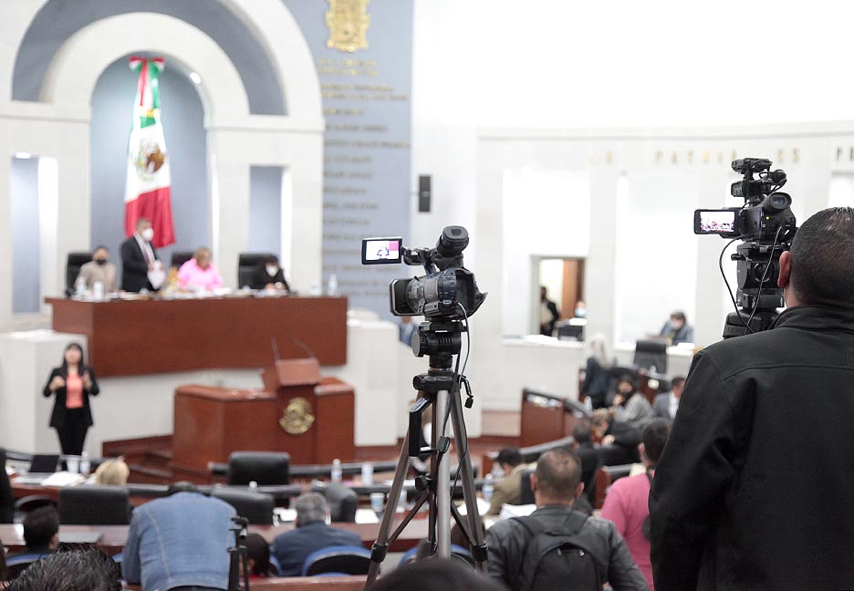 ESTÁ GARANTIZADA DE REALIZAR LA CONSULTA A LOS PUEBLOS Y COMUNIDADES INDÍGENAS QUE ORGANIZA EL PODER LEGISLATIVO