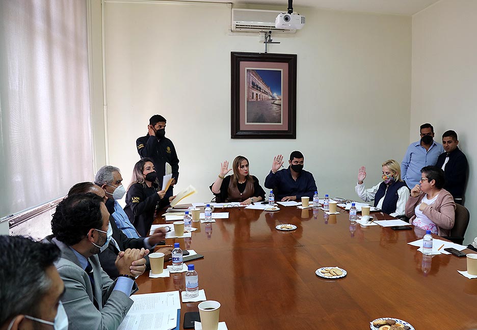 LA COMISIÓN DE SALUD Y FUNCIONARIOS DE LOS GOBIERNOS FEDERAL Y ESTATAL ACUERDAN FORTALECER AL SECTOR SALUD
