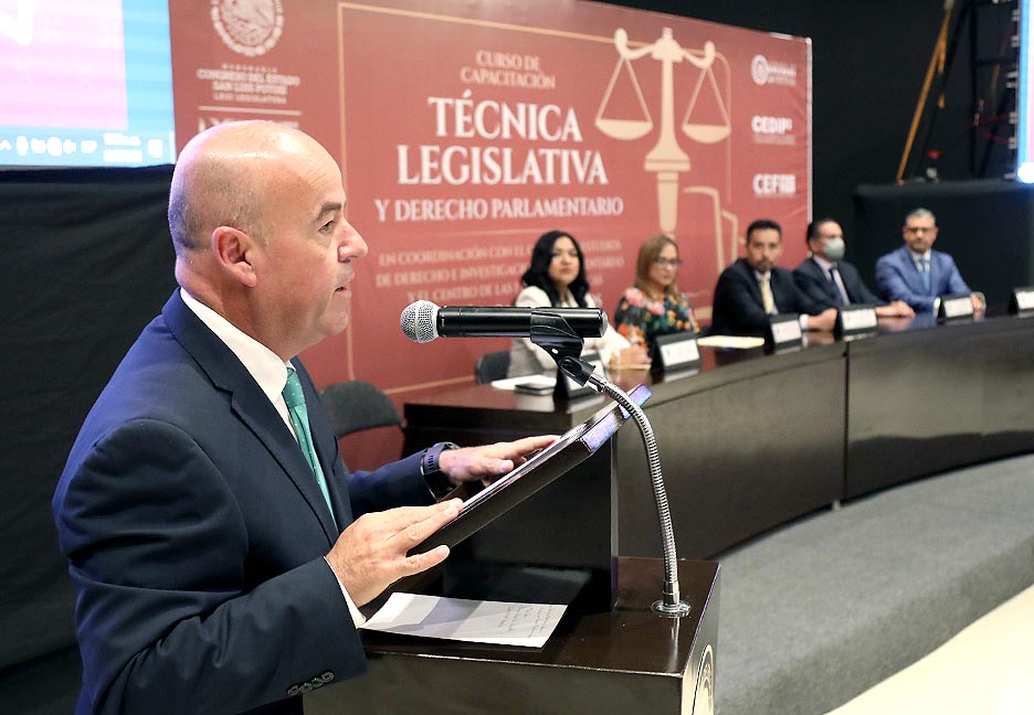 CONGRESO DEL ESTADO INAUGURÓ EL CURSO DE CAPACITACIÓN TÉCNICA LEGISLATIVA Y DERECHO PARLAMENTARIO