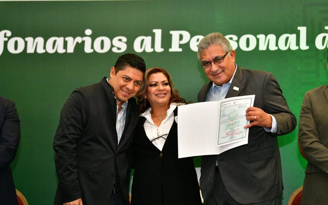 GOBERNADOR RICARDO GALLARDO IMPULSA CERTEZA LABORAL PARA PERSONAL EDUCATIVO