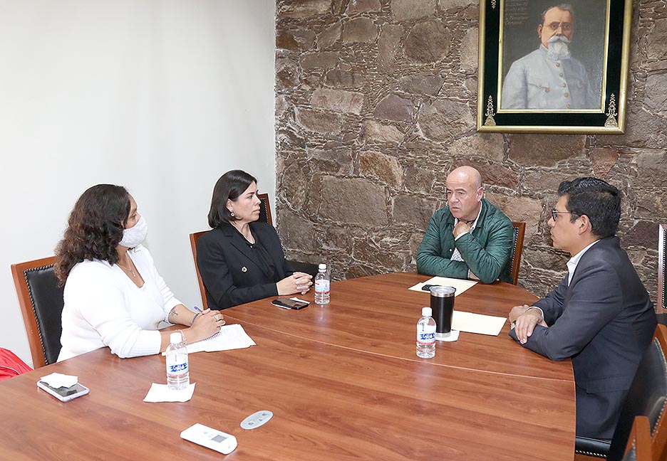 CONGRESO DEL ESTADO Y CEEPAC ANALIZAN PROPUESTA PARA LA ORGANIZACIÓN DE LAS CONSULTAS PÚBLICAS SEA RESPONSABILIDAD DEL ORGANISMO ELECTORAL