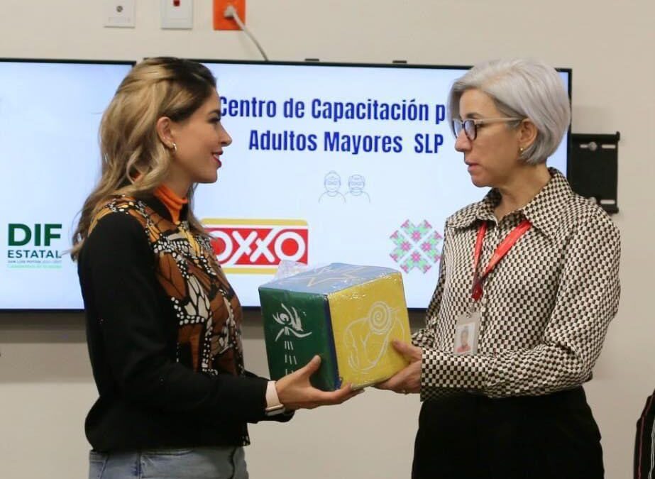 DIF ESTATAL COORDINA CENTRO DE CAPACITACIÓN PARA ADULTOS MAYORES 