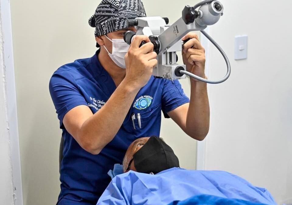 DIF ESTATAL EMPRENDE JORNADA DE CIRUGÍAS GRATUITAS DE CATARATAS