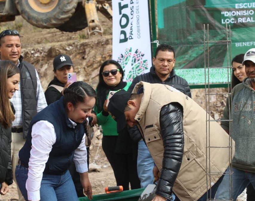 ARRANCA GOBIERNO DEL CAMBIO CONSTRUCCIÓN DE PREPARATORIA DIONISIO ZAVALA EN CATORCE
