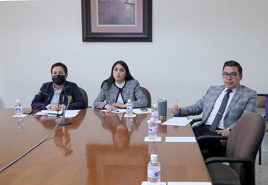 GESTIONARÁN APOYO DE LA FEDERACIÓN PARA RESOLVER PROBLEMAS EN LA PLANTILLA DE MAESTROS EN TELESECUNDARIA Y LA FEDERALIZACIÓN DE LA NÓMINA