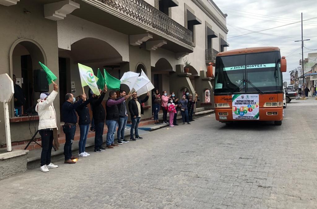 DAN BANDERAZO DE SALIDA A MÁS DEPORTISTAS VALLENSES