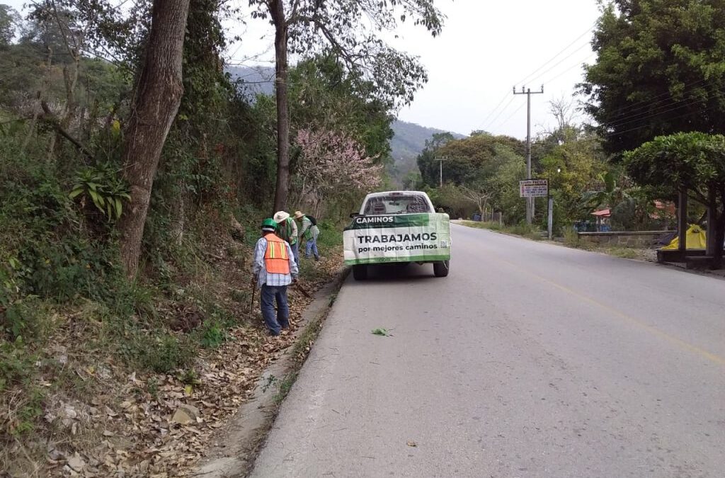 GOBIERO DEL CAMBIO MANTIENE MÚLTIPLES ATENCIONES EN CAMINOS Y CARRETERAS ESTATALES.