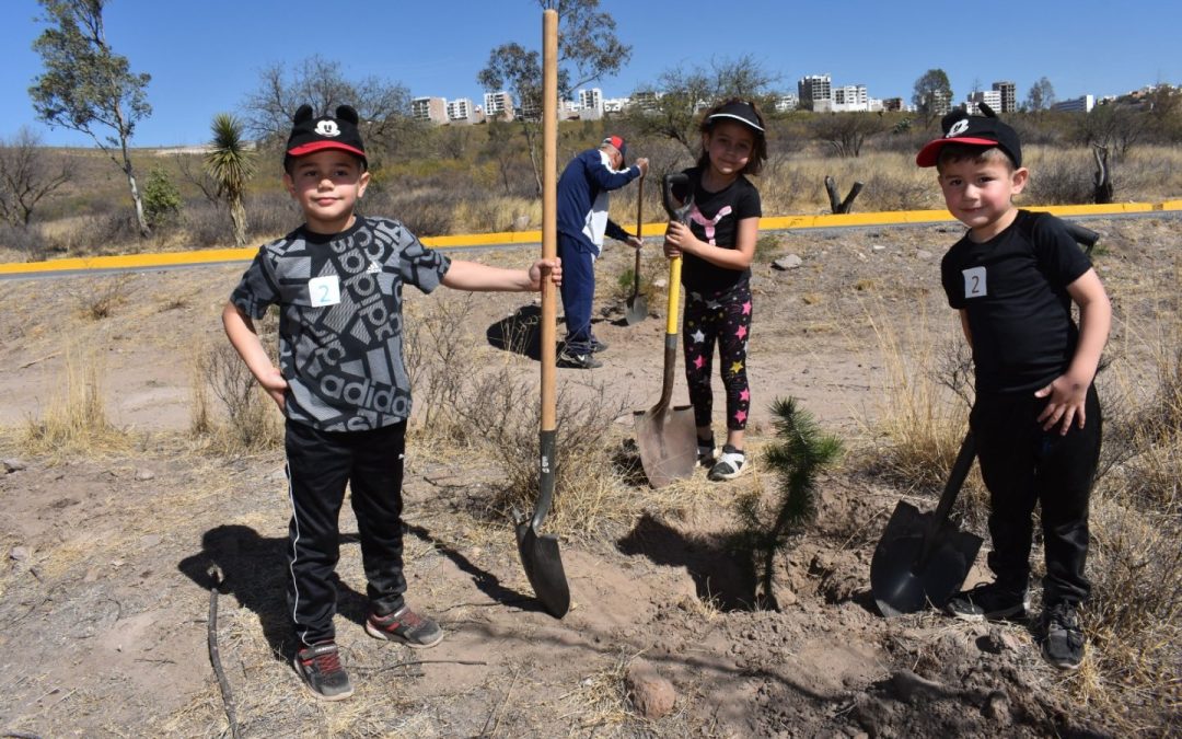 REALIZA SEGAM MEGA REFORESTACIÓN EN LA PRESA SAN JOSÉ, CON MÁS DE DOS MIL 500 ÁRBOLES