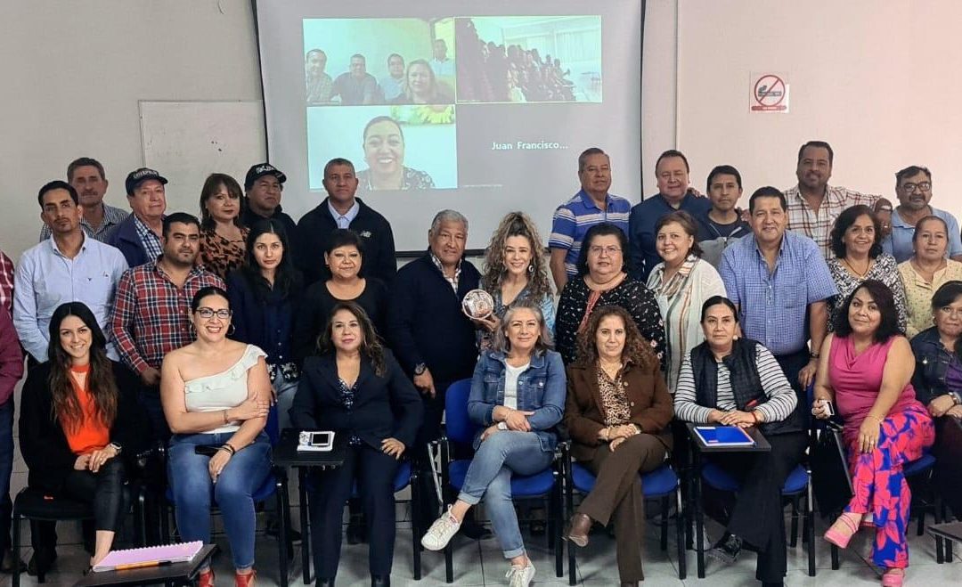 GOBIERNO DEL CAMBIO CAPACITA A FUNCIONARIOS PARA MEJORAR EL SERVICIO