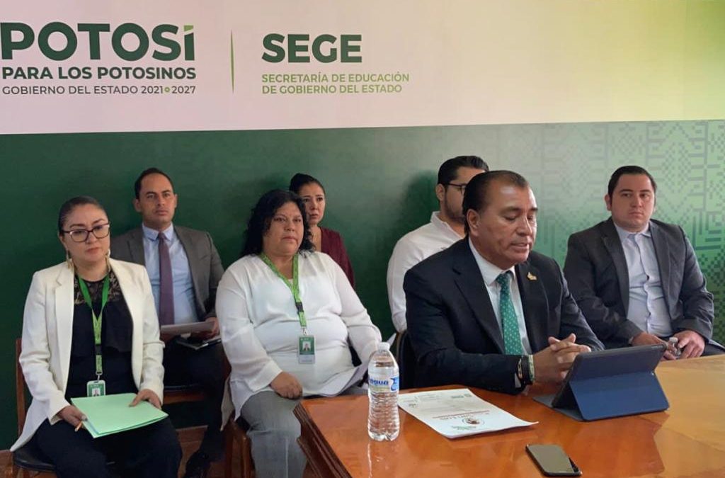 SEGE RETIRA REGISTRO DE VALIDEZ OFICIAL A UNIVERSIDAD ABIERTA