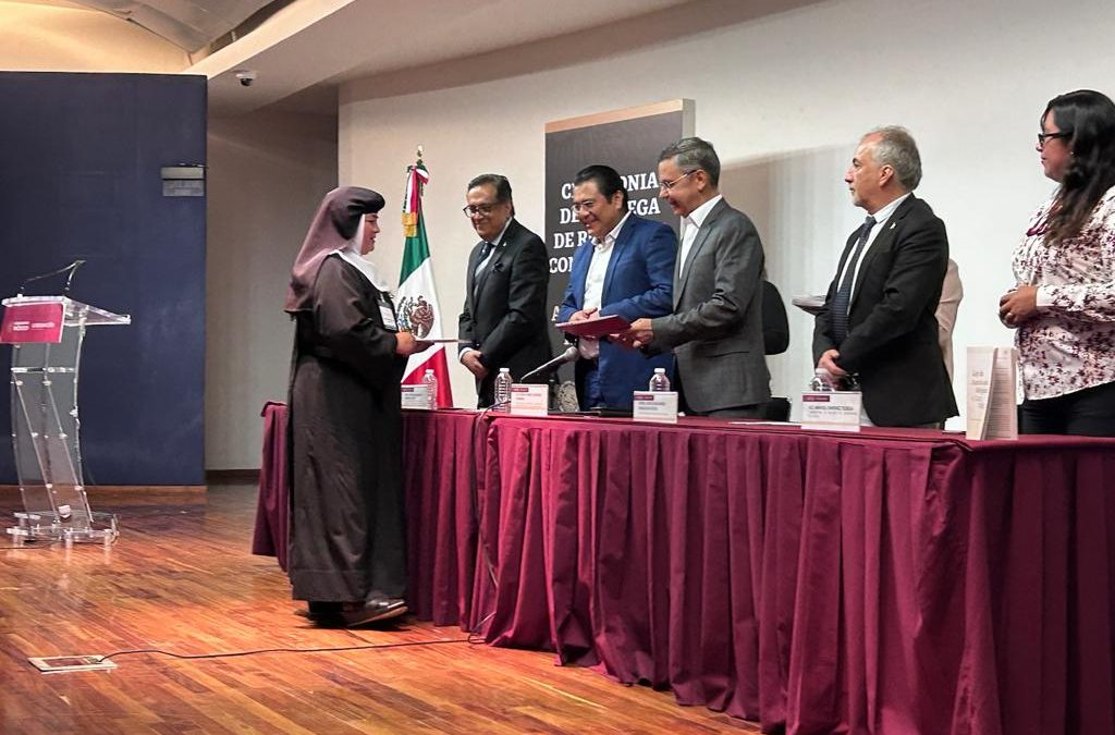 SEGOB ENTREGA REGISTRO A DOS IGLESIAS POTOSINAS