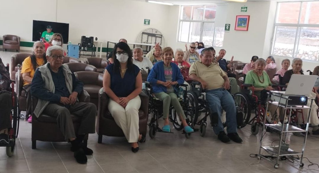 ESTADO IMPARTE CONFERENCIA DE DERECHOS HUMANOS A PERSONAS ADULTAS MAYORES