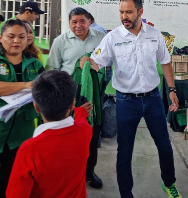 GOBIERNO DEL ESTADO BRINDA APOYO A 300 MIL ESTUDIANTES DE NIVEL BÁSICO.