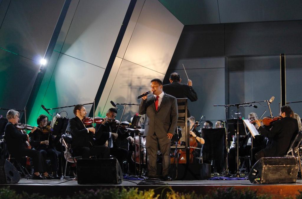 MAJESTUOSO CONCIERTO SE REALIZÓ EN EL TEATRO DE LA CIUDAD