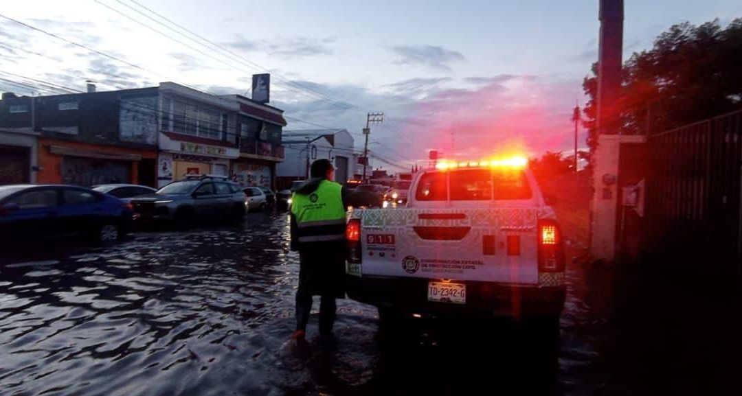 POR LLUVIAS, PROTECCIÓN CIVIL ESTATAL EN PERMANENTE ATENCIÓN
