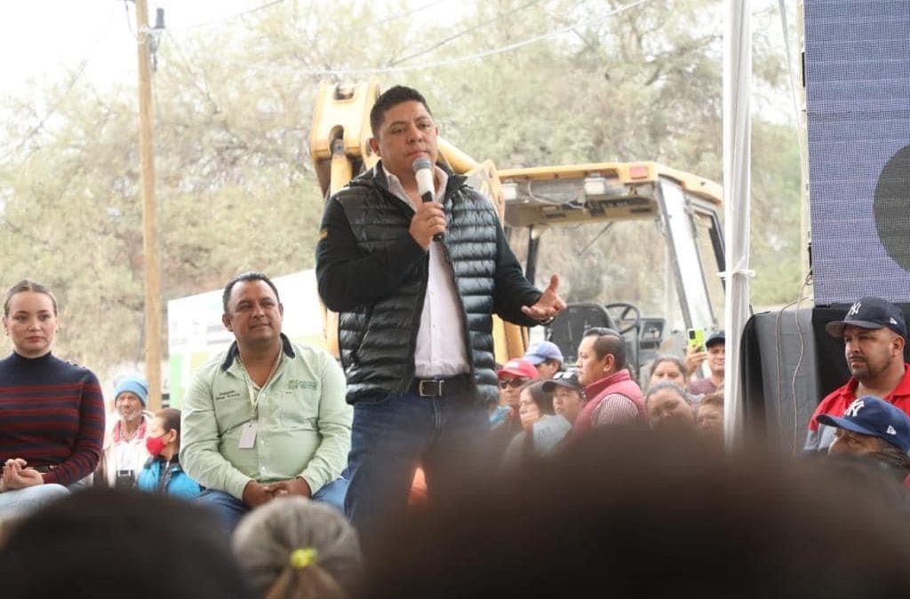 RICARDO GALLARDO CAMBIARÁ LA IMAGEN DE NUESTRA COLONIA: VECINAS DE LAS FLORES