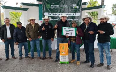SEDARH ENTREGO A LOS AGRICULTORES DE TAMUÍN EL PROGRAMA DE SEMILLA DE MAIZ