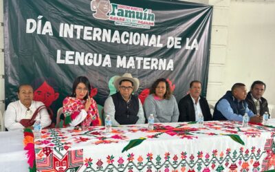 RECIBE MARCELINO BAUTISTA BASTÓN DE MANDO Y CELEBRA EL DÍA INTERNACIONAL DE LA LENGUA MATERNA CON UNA GRAN MUESTRA DE ORGULLO CULTURAL