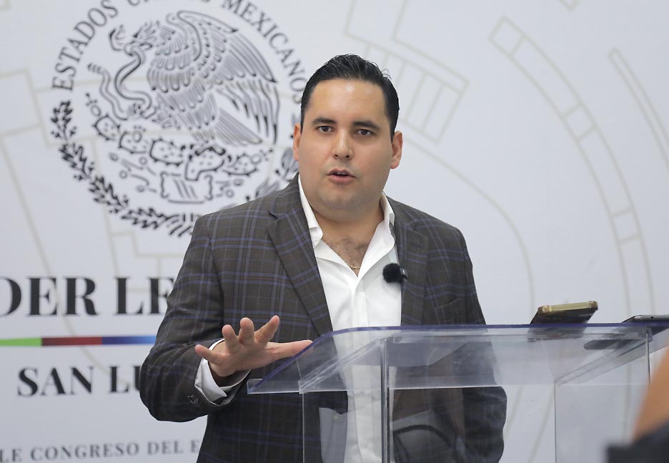 SE ANALIZARÁ CON FUNCIONARIOS DE LA SCT ESTATAL LA INICIATIVA EN MATERIA DE ELECTROMOVILIDAD