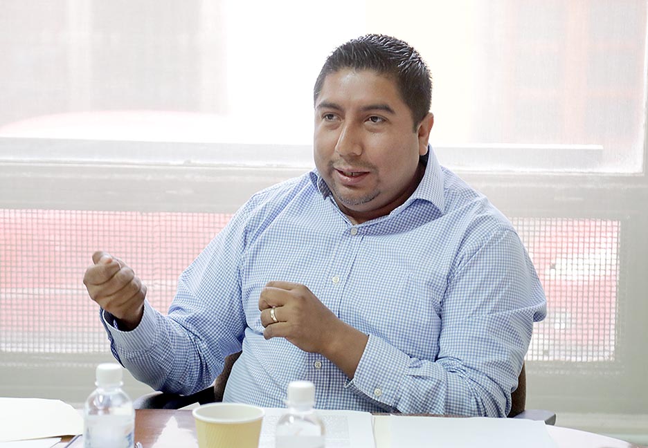 LA DECISIÓN DEL GOBIERNO DE ESTADOS UNIDOS DE GRAVAR LAS REMESAS CON UN 3.5 POR CIENTO VA A TENER CONSECUENCIAS EN LA ECONOMÍA DE DIVERSOS PAÍSES: DIP. MARCELINO RIVERA HERNÁNDEZ
