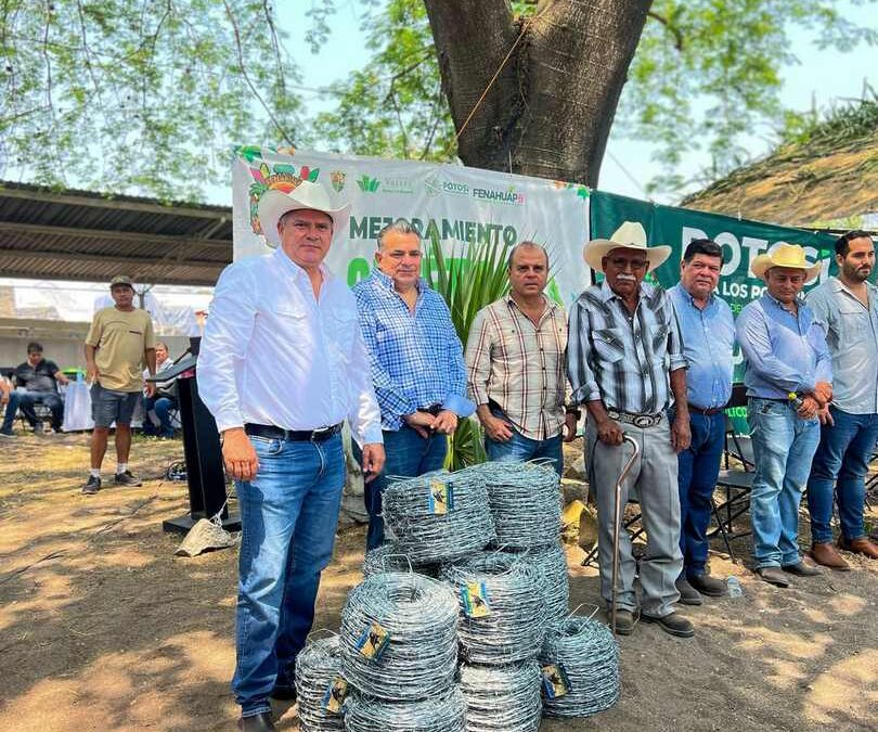 RICARDO GALLARDO FORTALECE EL CAMPO POTOSINO