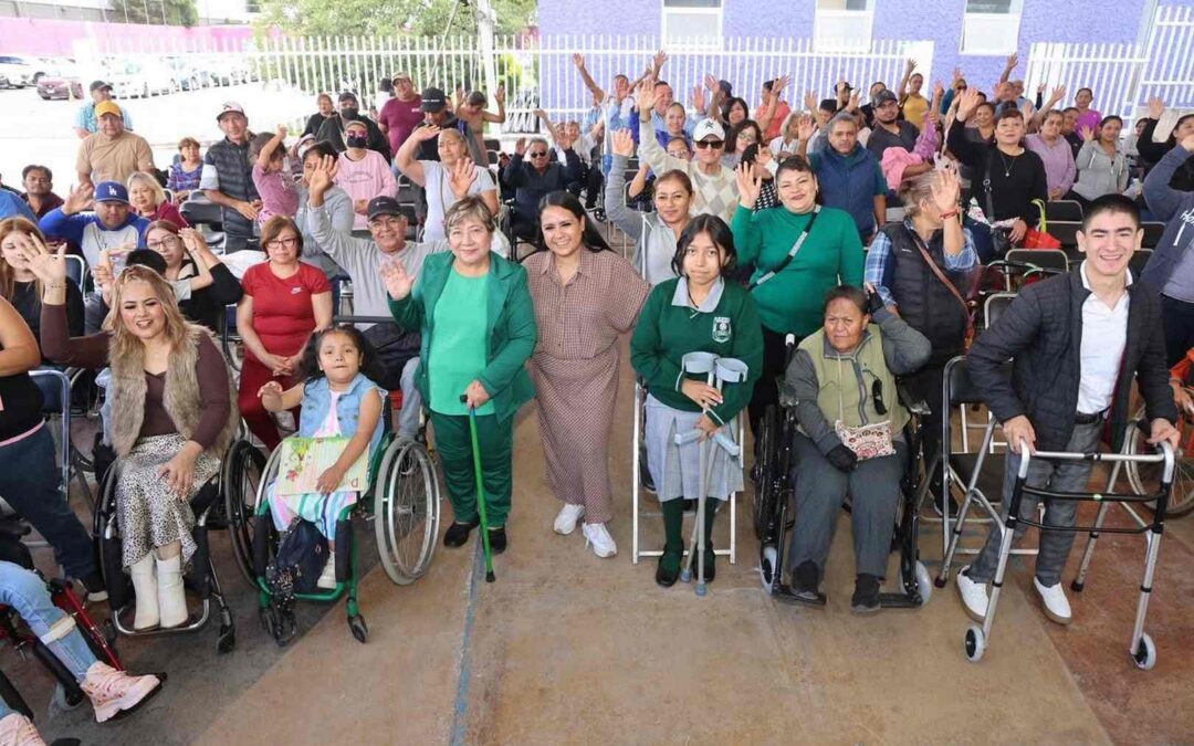 PERSONAS CON DISCAPACIDAD RECIBEN APOYOS FUNCIONALES