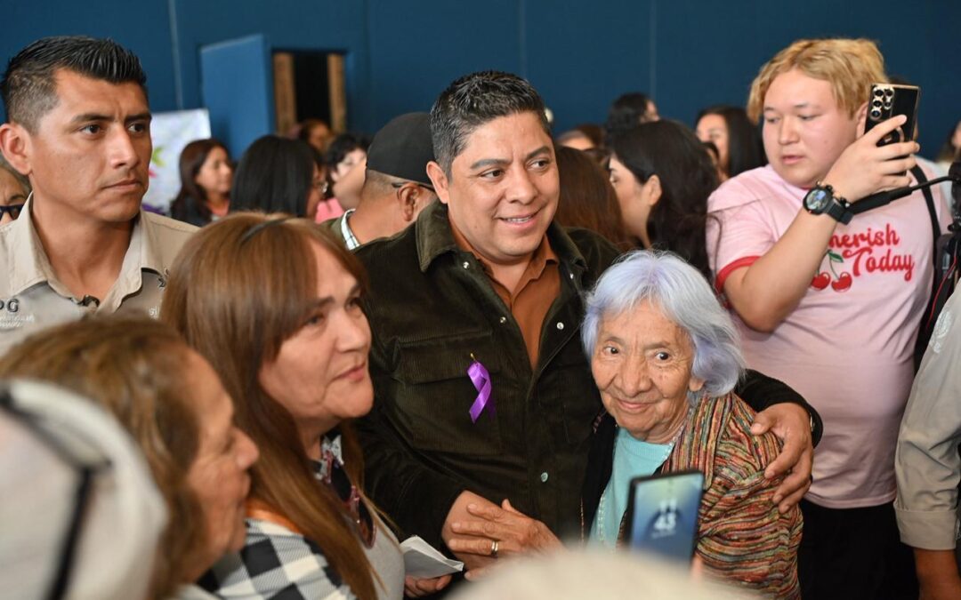 RICARDO GALLARDO REAFIRMA APOYO SIN LÍMITES A LAS MUJERES POTOSINAS