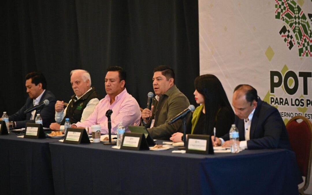 PIDE RICARDO GALLARDO A SU GABINETE MÁS APOYO A LAS Y LOS POTOSINOS