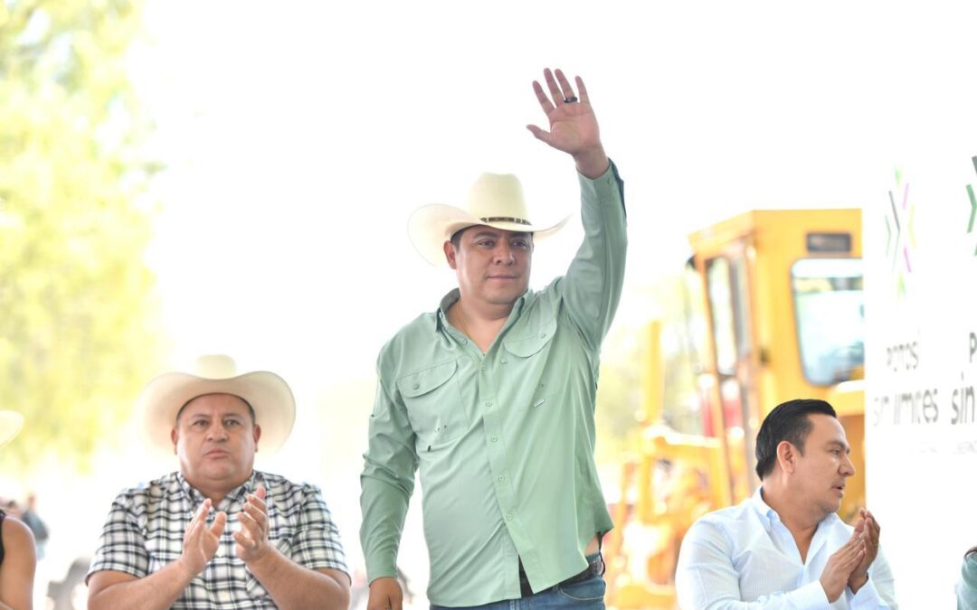 RICARDO GALLARDO LLEVA MODERNIZACIÓN Y DESARROLLO SOCIAL A VILLA DE ARRIAGA